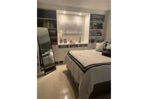 9370 W Flagler St #208b, Miami, FL 33174, Sold 10/11/22