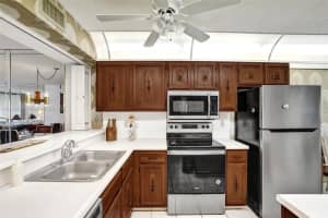 5809 Coral Lake Dr #109, Margate, FL 33063, Sold 09/22/22