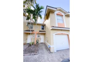 5537 NW 90th Ave, Sunrise, FL 33351, Sold 09/30/22