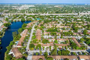 4413 NW 5th Ave, Pompano Beach, FL 33064, Sold 10/03/22