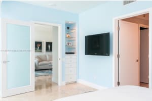 1500 Ocean Dr, Miami Beach, FL 33139, Sold 10/12/22