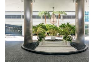 The Ivy, 92 SW 3rd St, Miami, FL 33130, Sold 03/03/23