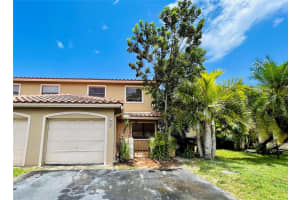 6251 W 24th Ct, Hialeah, FL 33016, Sold 09/27/22
