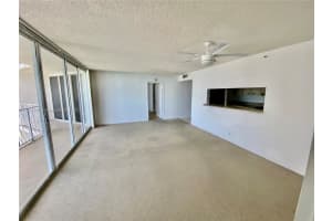 7601 E Treasure Dr APT 2424, North Bay Village, FL 33141, Sold 09/08/22