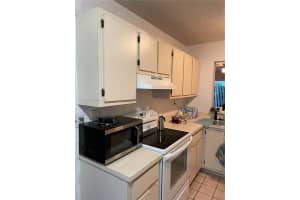 317 Palm Cir E, Pembroke Pines, FL 33025, Sold 09/23/22