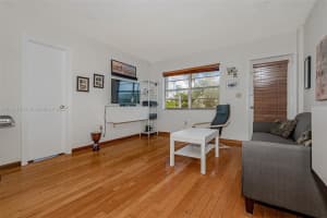 1130 11th St, Miami Beach, FL 33139, Sold 11/21/22