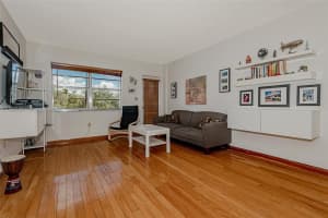 1130 11th St, Miami Beach, FL 33139, Sold 11/21/22