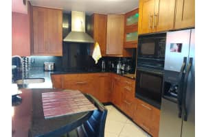 200 Leslie Dr, Hallandale Beach, FL 33009, Sold 01/13/23