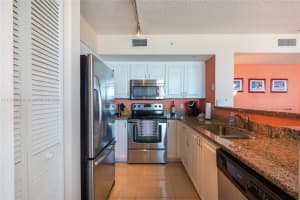 90 Alton Rd APT 3009, Miami Beach, FL 33139, Sold 10/03/22
