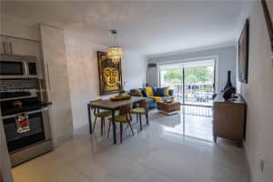 1650 NE 115th St APT 302, Miami, FL 33181, Sold 09/16/22