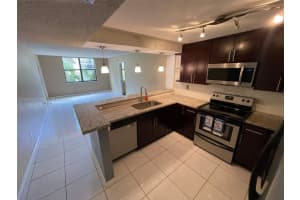 14601 N Kendall Dr, Miami, FL 33186, Sold 09/16/22