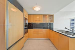 6801 Collins Ave, Miami Beach, FL 33141, Sold 09/30/22