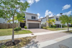 NE 2nd Ct, Miami, FL, Sold 02/01/23