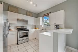 2483 SE 13th Ct, Homestead, FL 33035, Sold 01/13/23