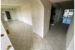 4525 W 20th Ave #527, Hialeah, FL 33012, Sold 09/26/22