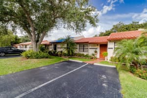 5713 SW 112th Terrace, Cooper City, FL 33330, Sold 10/07/22