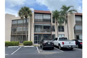 6451 N University Dr APT 105, Tamarac, FL 33321, Sold 09/30/22