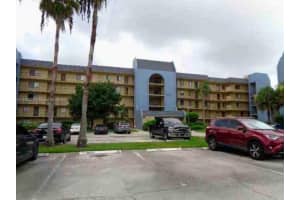 2820 Tennis Club Dr APT 206, West Palm Beach, FL 33417, Sold 08/26/22