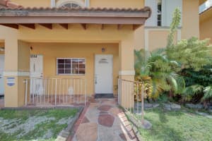3554 W 80th St Unit 102-46, Hialeah, FL 33018, Sold 09/15/22