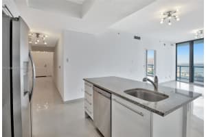 888 Biscayne Blvd, Miami, FL 33130, Sold 10/14/22