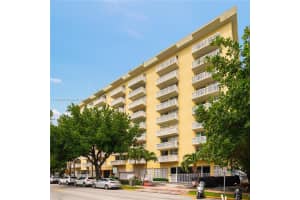 1020 Meridian Ave, Miami Beach, FL 33139, Sold 10/12/22