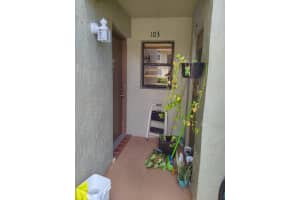 9708 Hammocks Blvd Apt 103-32, Miami, FL 33196, Sold 10/28/22