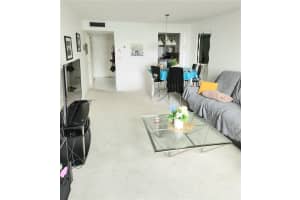 1351 NE Miami Gardens Dr, Miami, FL 33179, Sold 10/27/22