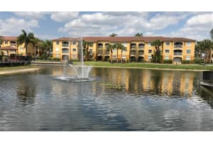 155 NW 96th Terrace 2 305, Pembroke Pines, FL 33024, Sold 11/03/22