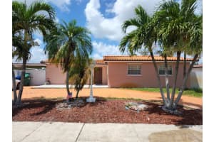 7861 NW 174th Terrace, Hialeah, FL 33015, Sold 02/03/23