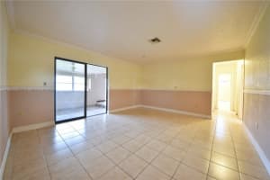 7861 NW 174th Terrace, Hialeah, FL 33015, Sold 02/03/23