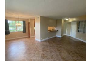 8842 SW 3rd St APT 202, Pembroke Pines, FL 33025, Sold 09/30/22