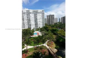 2801 NE 183rd St, Aventura, FL 33160, Sold 02/03/23