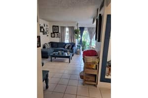 9331 SW 4th St, Miami, FL 33174, Sold 10/07/22