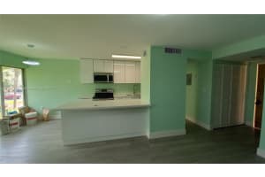 9311 SW 4th St APT 218B, Miami, FL 33174, Sold 09/15/22
