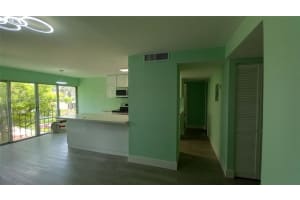 9311 SW 4th St APT 218B, Miami, FL 33174, Sold 09/15/22