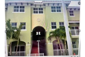 210 NW 109th Ave, Miami, FL 33172, Sold 10/10/22
