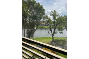 901 Colony Point Cir APT 308, Pembroke Pines, FL 33026, Sold 10/21/22