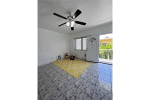 542 Euclid Ave APT 15, Miami Beach, FL 33139, Sold 09/30/22