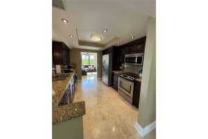 800 Parkview Dr APT 321, Hallandale Beach, FL 33009, Sold 09/30/22