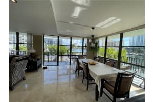 800 Parkview Dr APT 321, Hallandale Beach, FL 33009, Sold 09/30/22