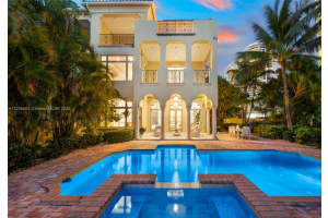 1530 Island Blvd, Aventura, FL 33160, Sold 10/20/22