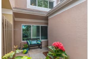 1325 NW 123rd Terrace, Pembroke Pines, FL 33026, Sold 10/07/22