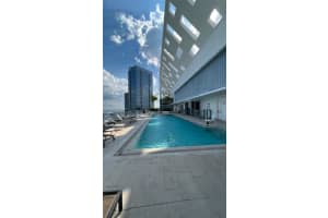 1300 Brickell Bay Dr APT 2104, Miami, FL 33131, Sold 10/18/22