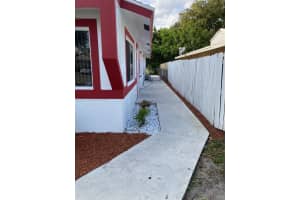 7211 SW 14th St, North Lauderdale, FL 33068, Sold 11/29/22