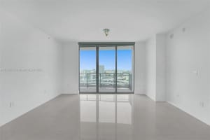 90 SW 3rd St APT 2409, Miami, FL 33130, Sold 08/04/23