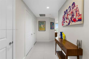 315 NE 3rd Ave #1904, Fort Lauderdale, FL 33301, Sold 09/09/22