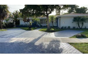 20330 NE 20th Ct, Miami, FL 33179, Sold 09/26/23