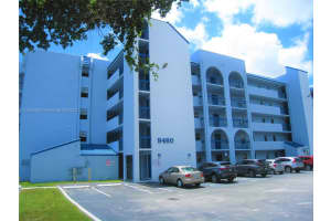 9460 Fontainebleau Blvd APT 424, Miami, FL 33172, Sold 09/23/22