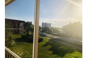 19001 NE 14th Ave, Miami, FL 33179, Sold 10/17/22