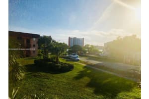 19001 NE 14th Ave, Miami, FL 33179, Sold 10/17/22